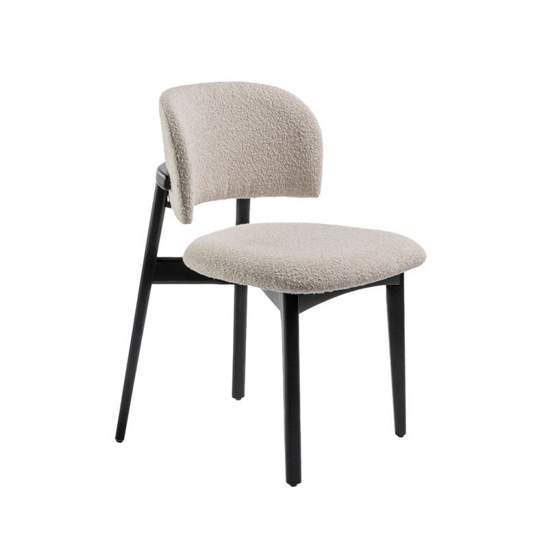 Descubra a Elegância Natural e o Design Orgânico da Cadeira Jerí em Madeira Tolle Móveis