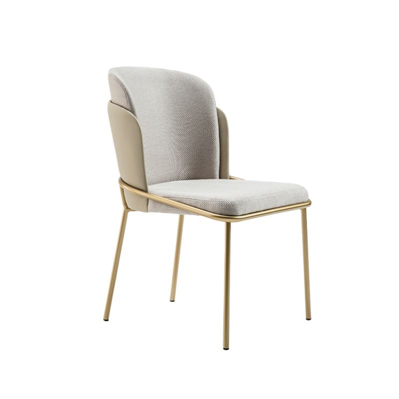 Cadeira de Jantar Galli em Aço Carbono: Sofisticação e Conforto para Seu Espaço