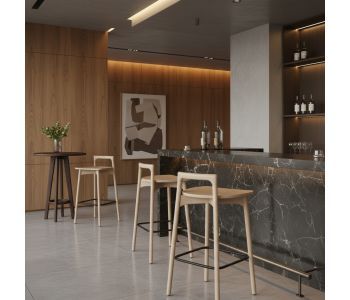 Banqueta Wood: A Sofisticação do Design Orgânico em Madeira de Luxo para Seu Ambiente