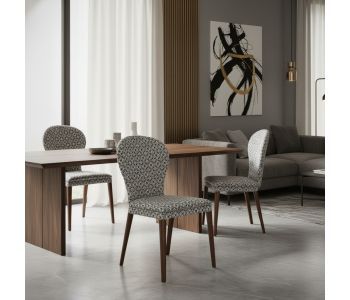 Cadeira Nueva Madeira NV-100: Conforto e Elegância Natural para Seu Espaço