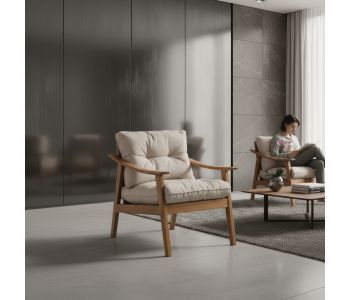 Poltrona Olli Madeira: Elegância Natural e Conforto para Ambientes de Alto Padrão