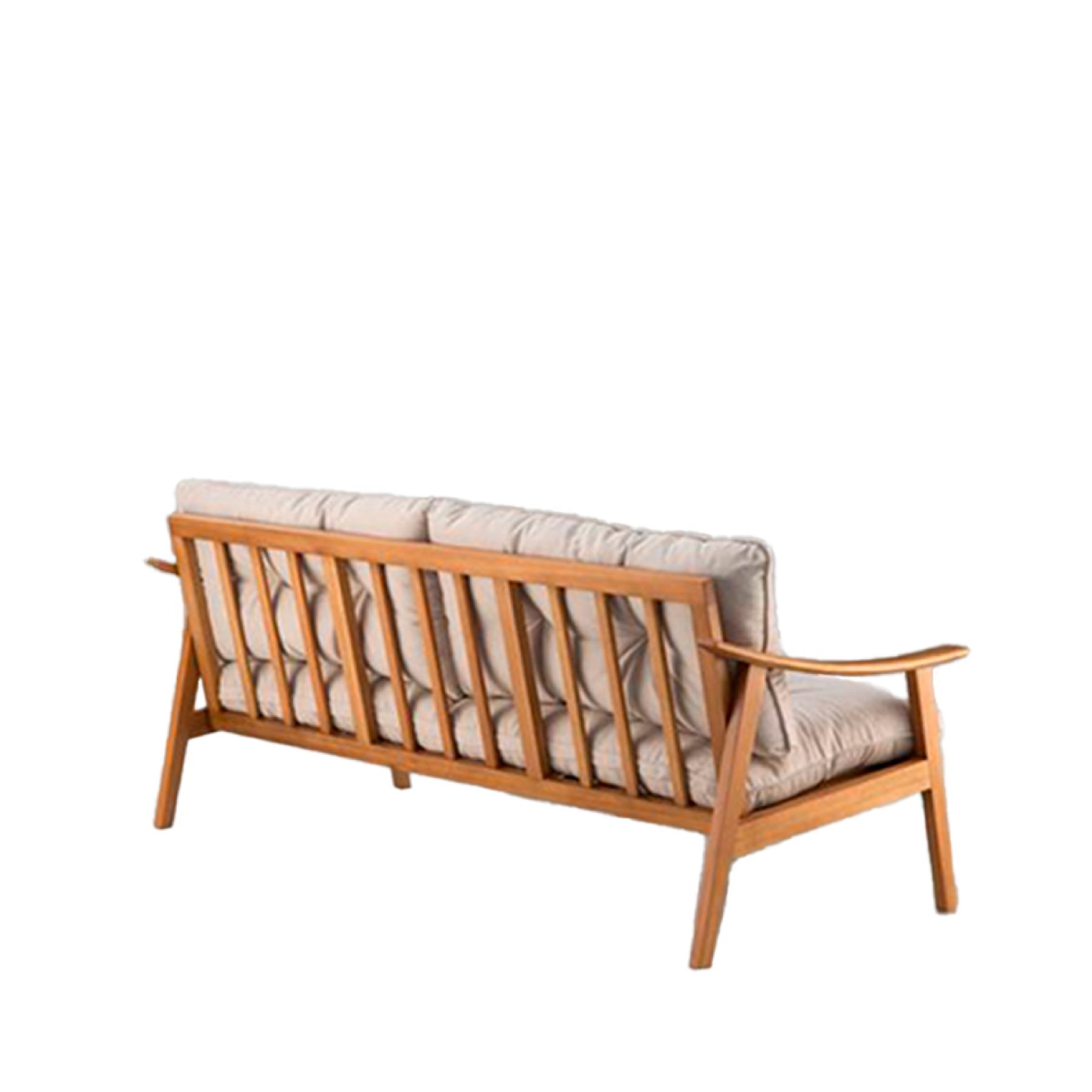 SOF&Aacute; OLLI MADEIRA