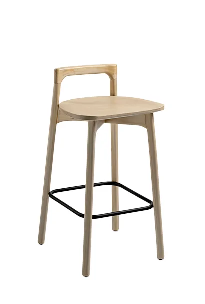 Banqueta Wood Madeira WO-101: Elegância Natural e Conforto para Ambientes de Alto Padrão