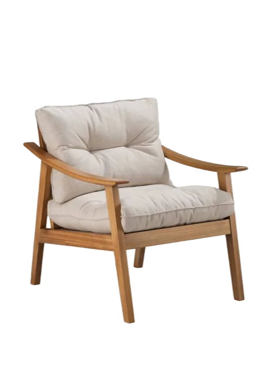 Poltrona Olli Madeira: Elegância Orgânica para Ambientes de Alto Padrão